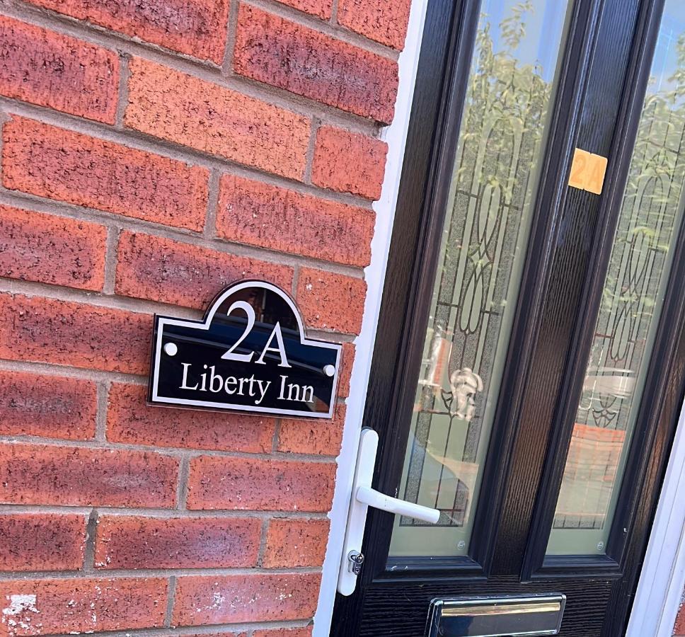 Liberty Inn Room With Sharing Toilet And Kitchen Liverpool Buitenkant foto