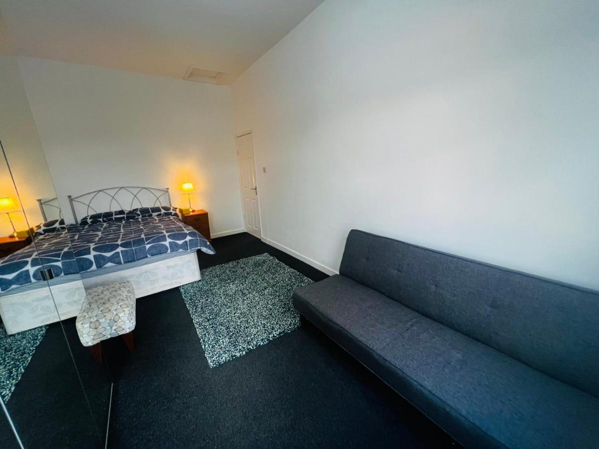 Liberty Inn Room With Sharing Toilet And Kitchen Liverpool Buitenkant foto