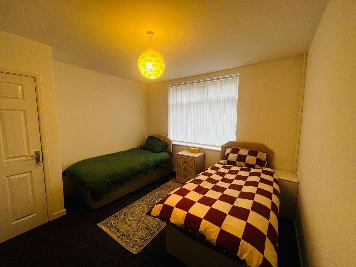 Liberty Inn Room With Sharing Toilet And Kitchen Liverpool Buitenkant foto